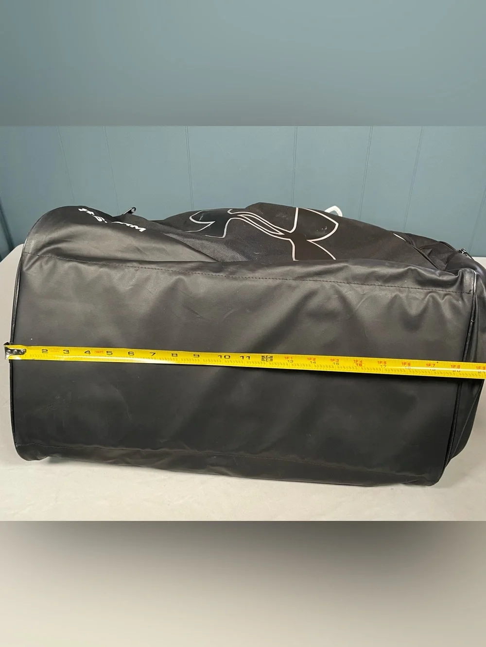 Under Armour Undeniable Medium 55L Duffle Bag Zip, Padded Strap, 3 Pocket